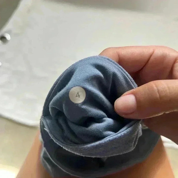 Lululemon Heathered Blue Cropped Leggings - Picture 3 of 4